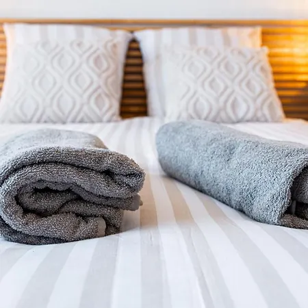 Apartment L De Lilou : Paisible / Confort /proche Centre Dijon